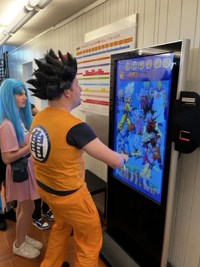 Jeu événementiel sur borne tactile